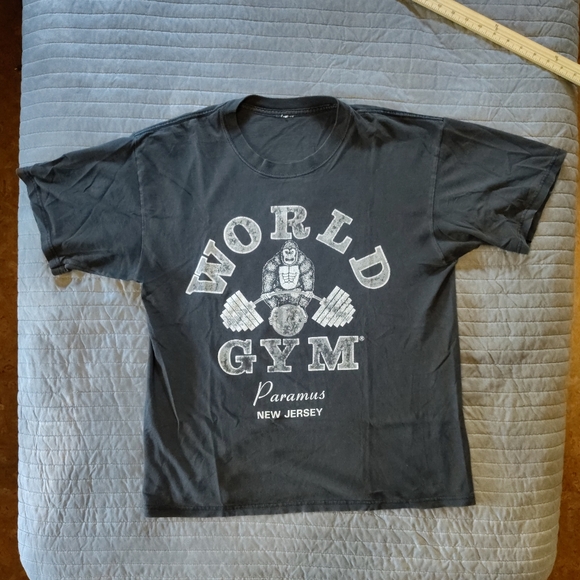 Vintage 90s World Gym Gorilla Lifting Shirt L/XL - Picture 1 of 4
